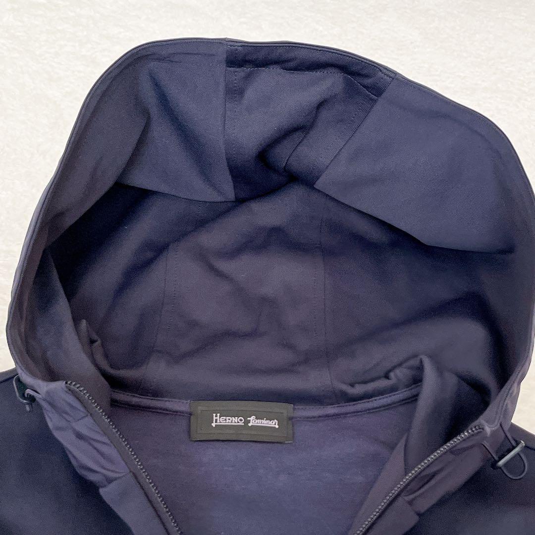 美品✨HERNO Laminar ペプラムジャケット パーカー 44サイズ　紺