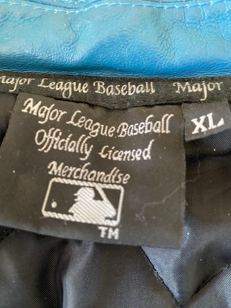MLB公式の正規品　ロサンゼルス ドジャース オールレザー スタジャン