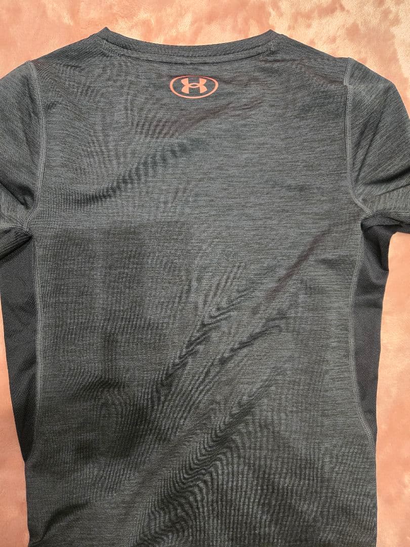 Under Armour ColdGear 長袖トップス O002 ダークグレー