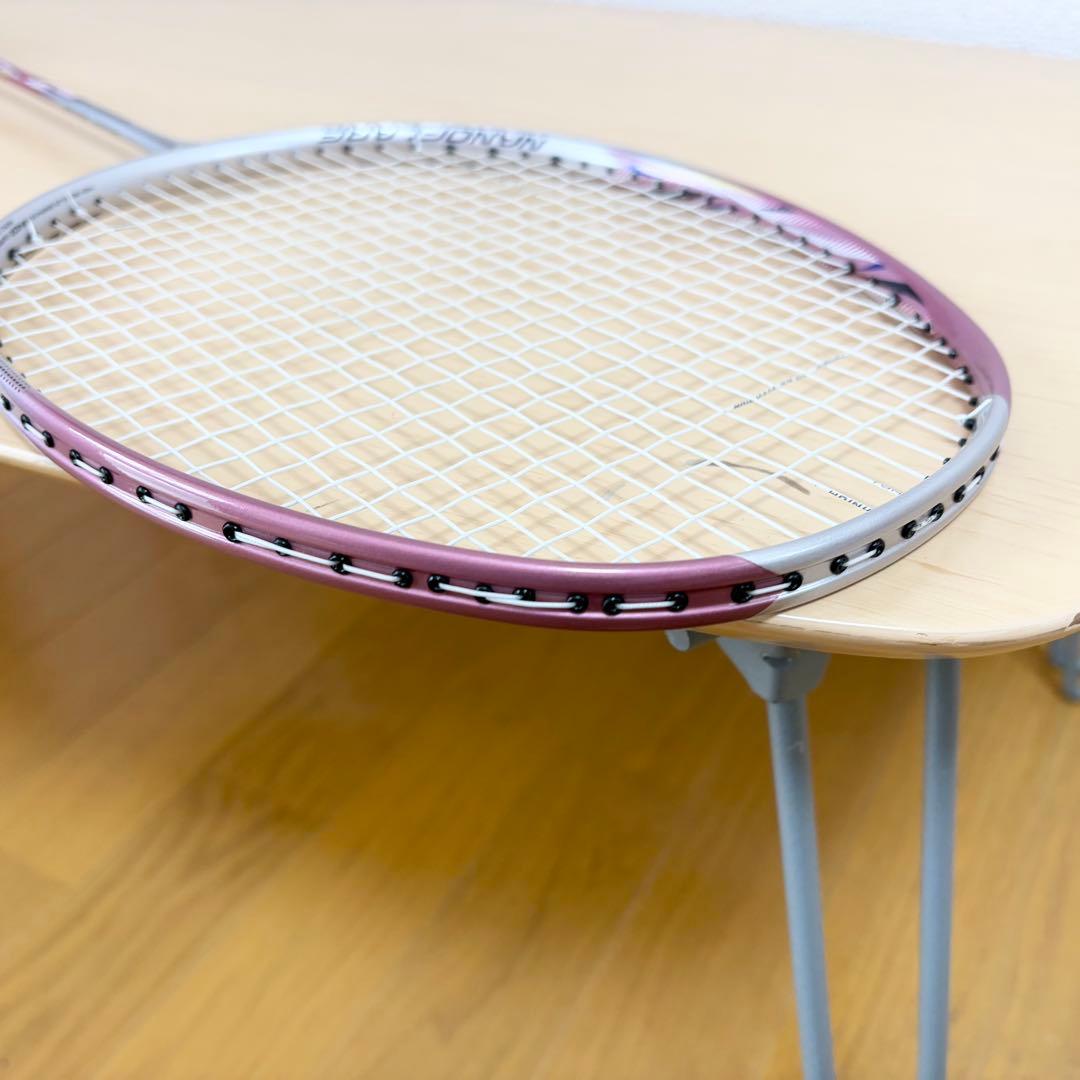 【美品】YONEX NANOFLARE 600　バドミントン　ラケット