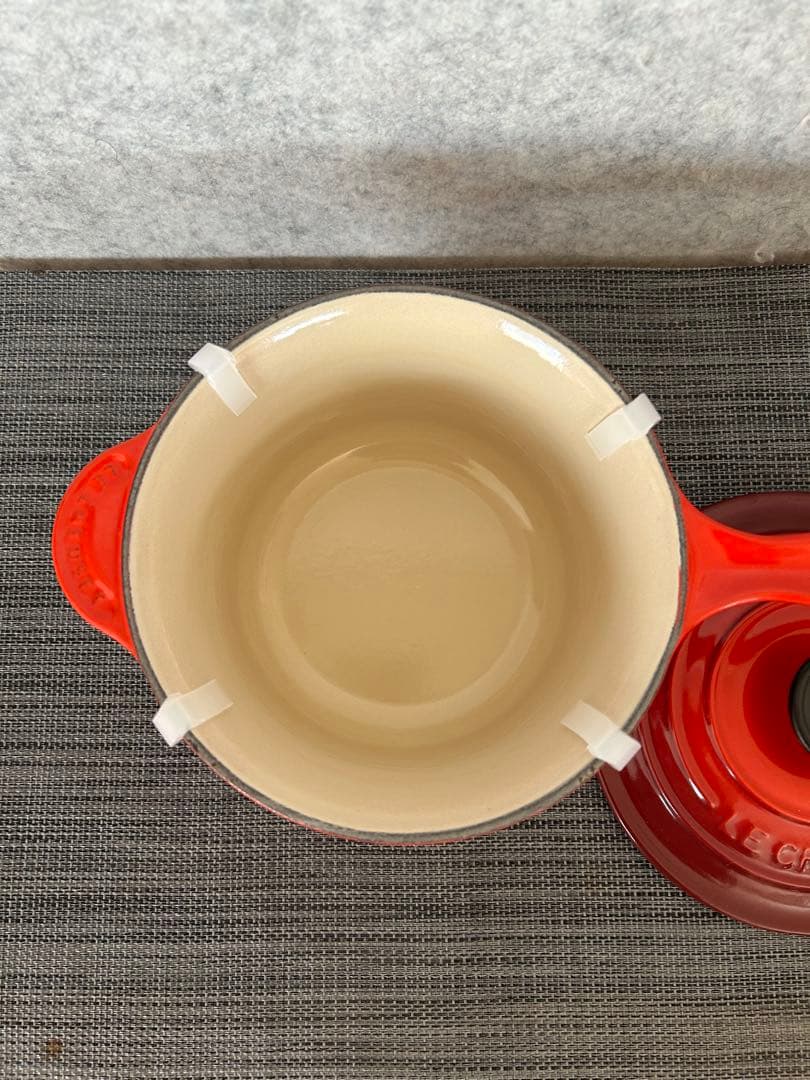 Le Creuset ルクルーゼ　片手鍋 16cm チェリー　ソースパン