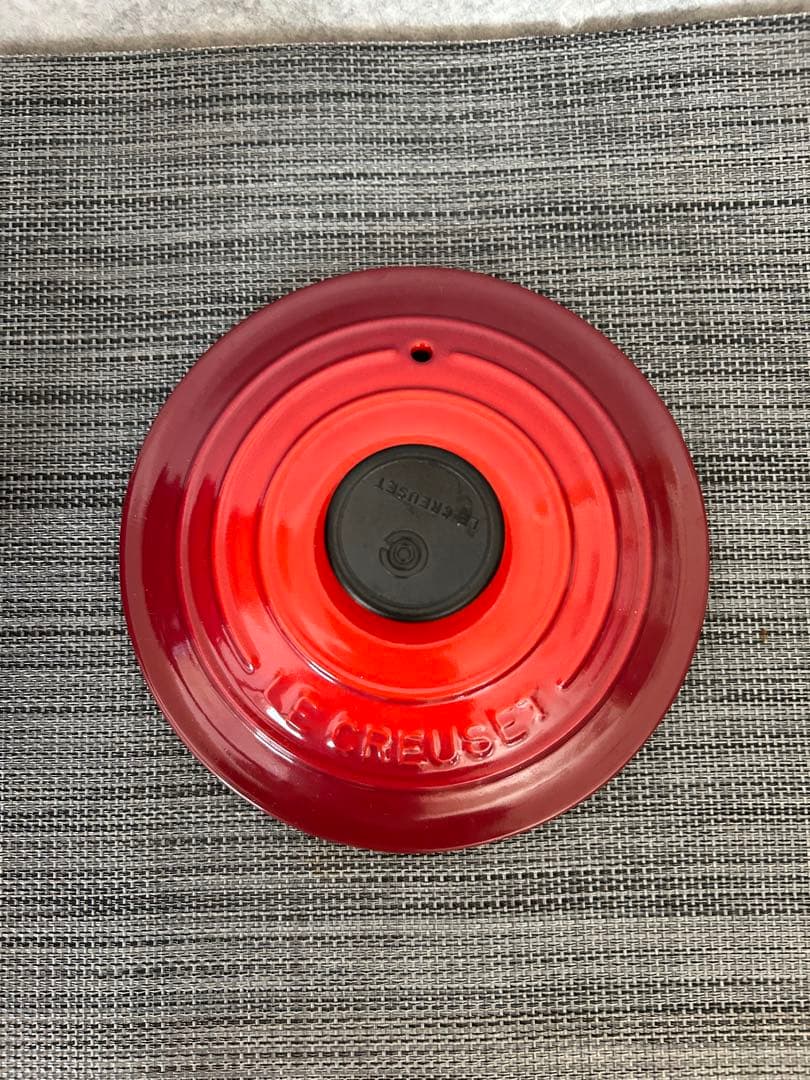Le Creuset ルクルーゼ　片手鍋 16cm チェリー　ソースパン