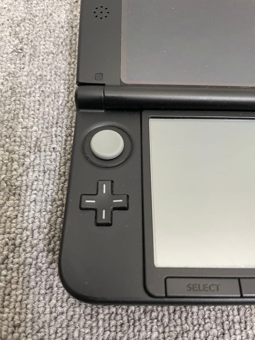 任天堂　3DS LL レッドXブラック