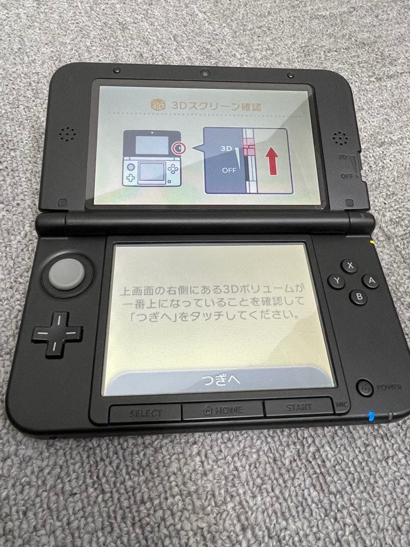 任天堂　3DS LL レッドXブラック