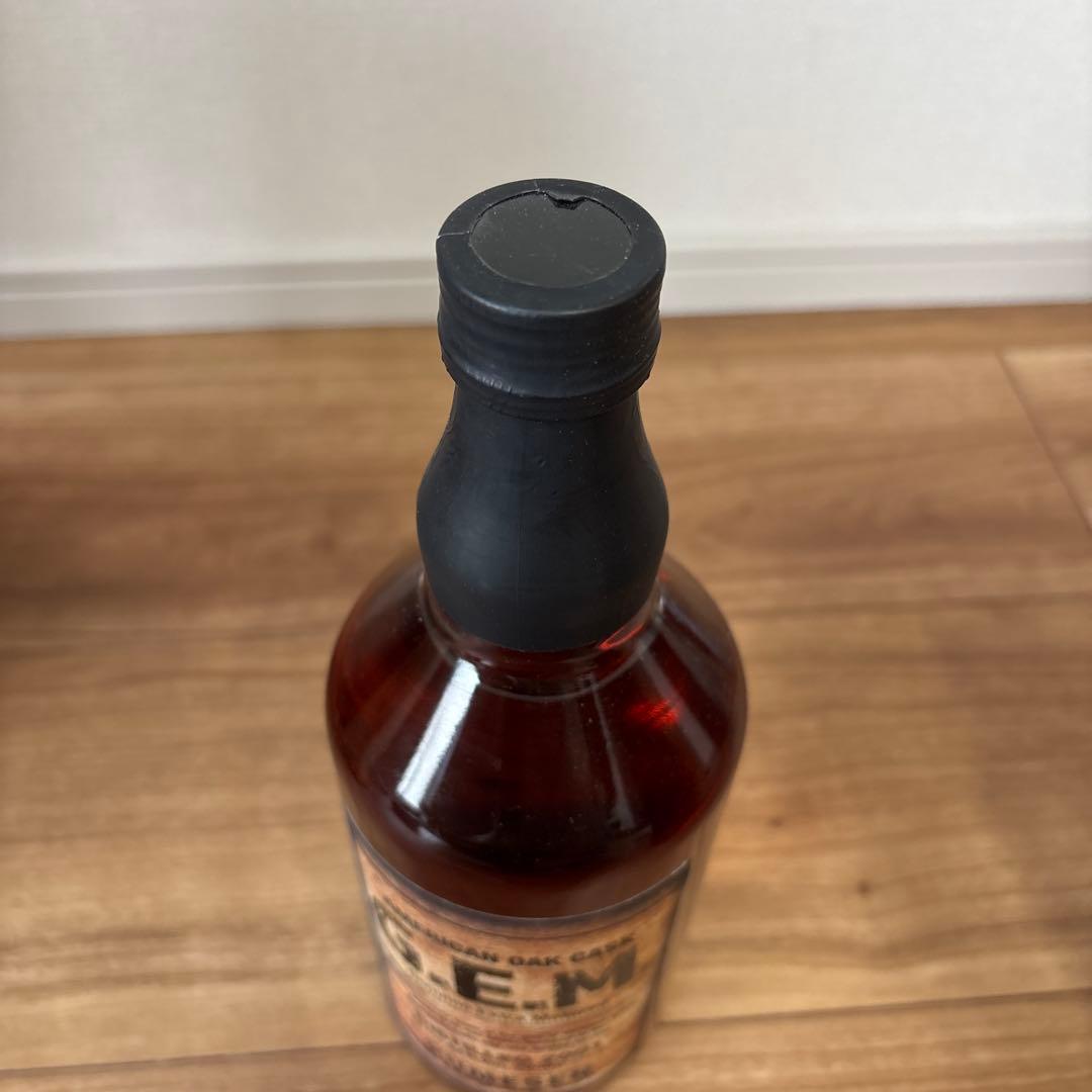 久米仙　G.E.M. Distilled 2001 700ml 42%