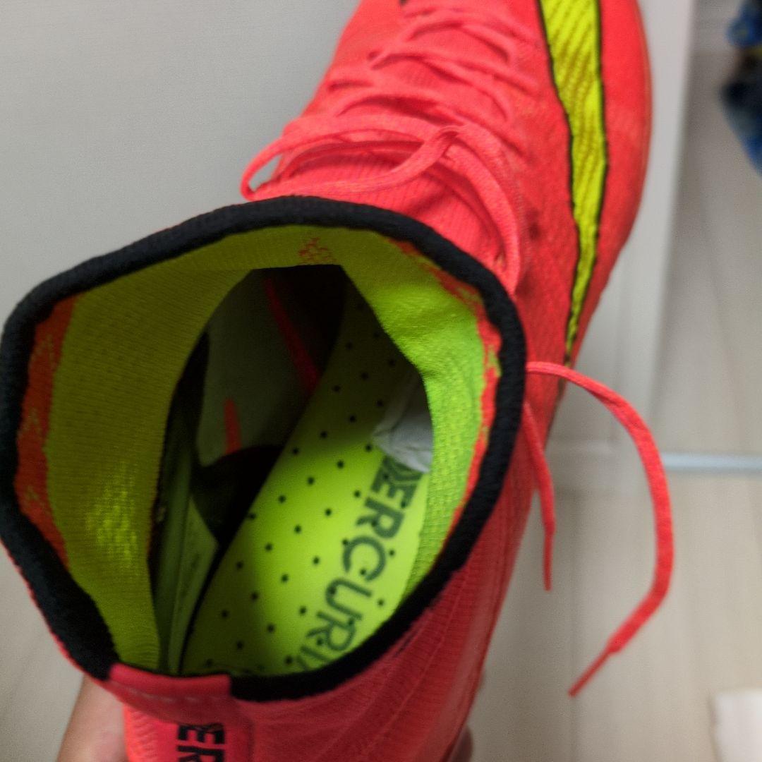 Nike マーキュリアル IC