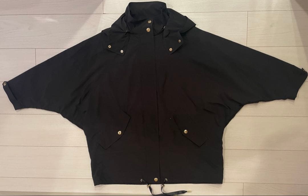 C*n様 WOOLRICH ポンチョ