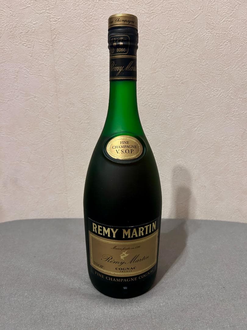 レミーマルタン ファインシャンパーニュV.S.O.P 700ml　コースター付