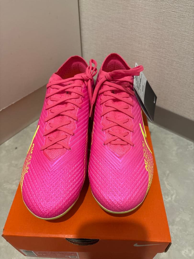 新品未使用　NIKE ZOOM VAPOR 15 ELITE FG P