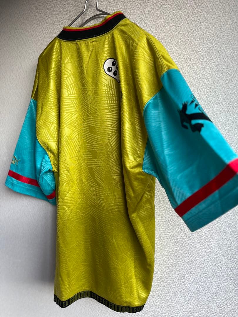 90s ヴィンテージ PUMA プーマ ゲームシャツ 万国旗 古着 アート