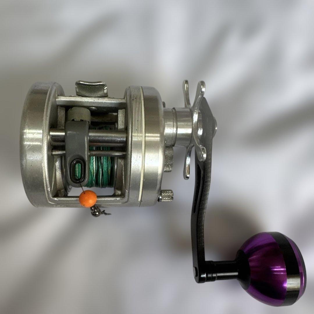 リール SHIMANO CALCUTTA 200