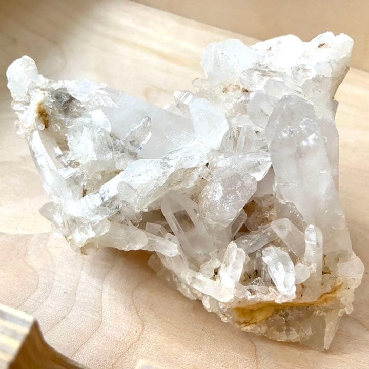大きいマニカランクラスター　500g クリスタル　水晶　宝石　パワーストーン