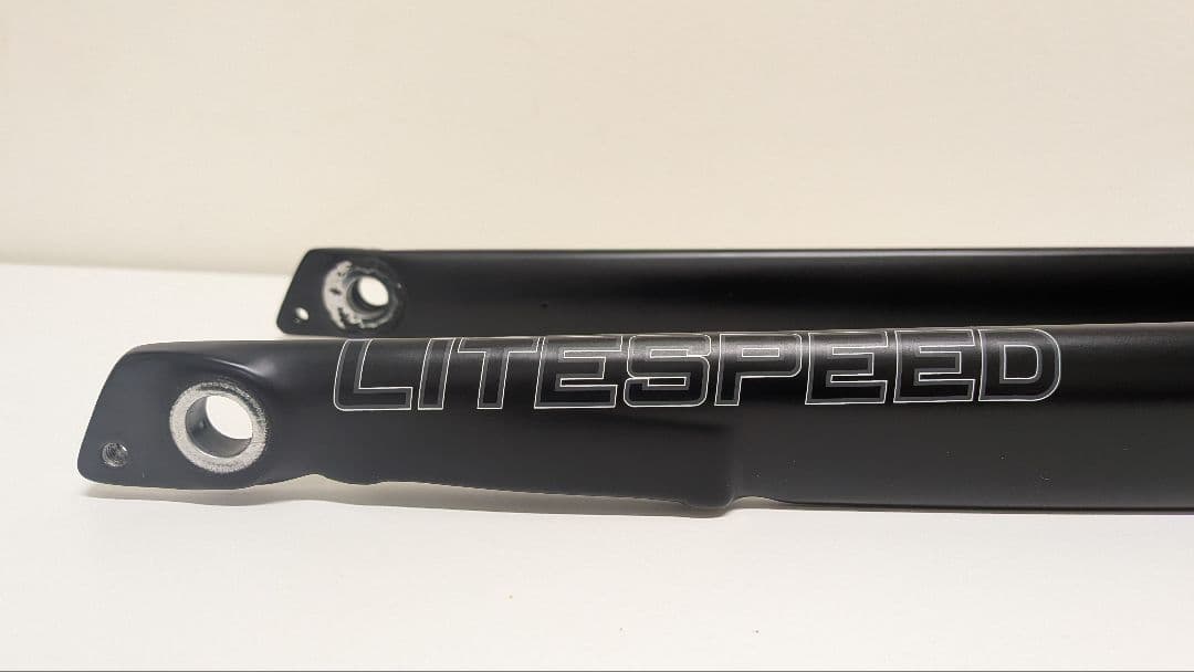 LITESPEED グラベルロード　フロントフォーク カーボン製 ブラック