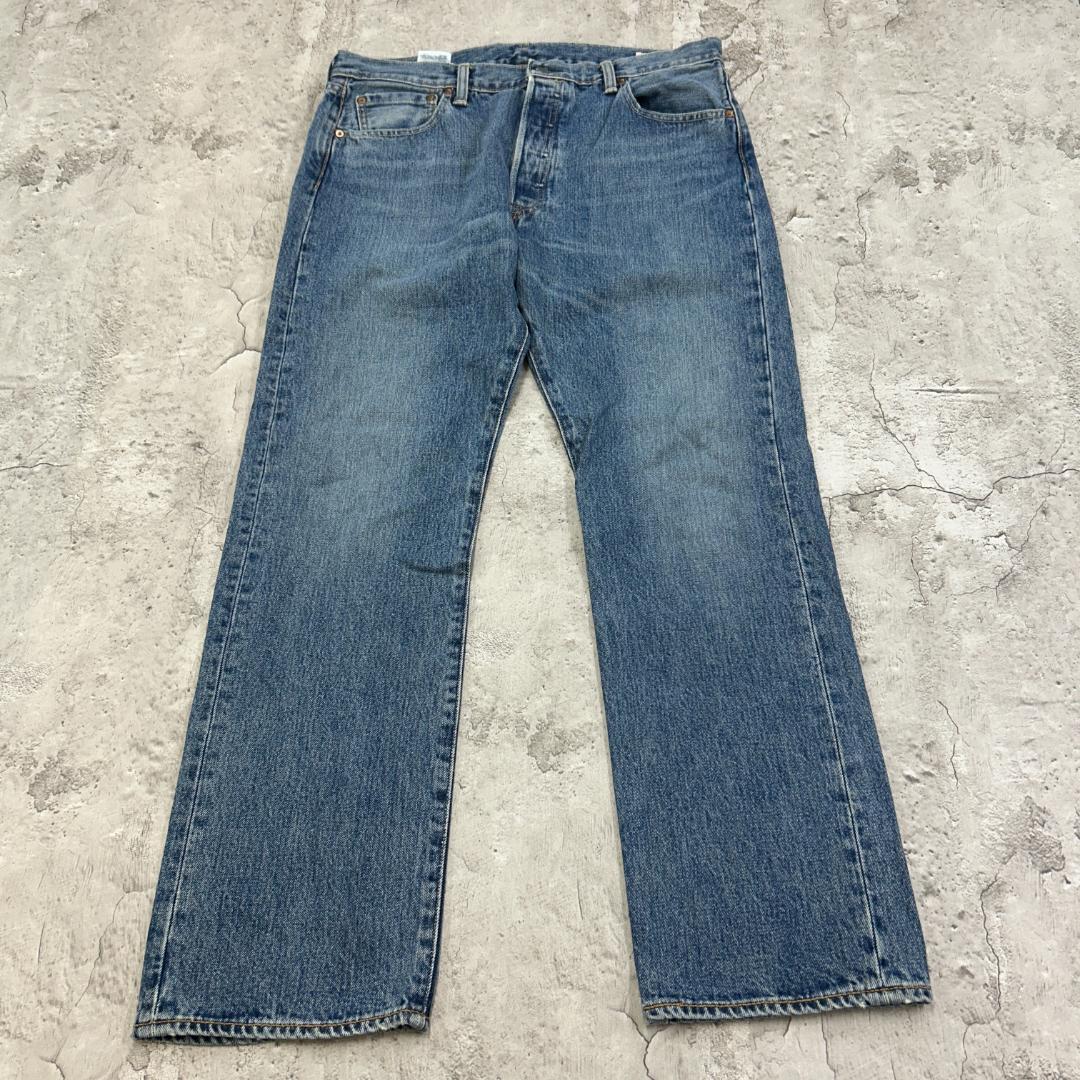 n*a様 USA製　リーバイス　501　縦落ち　デニムパンツ　古着　ライトブルー