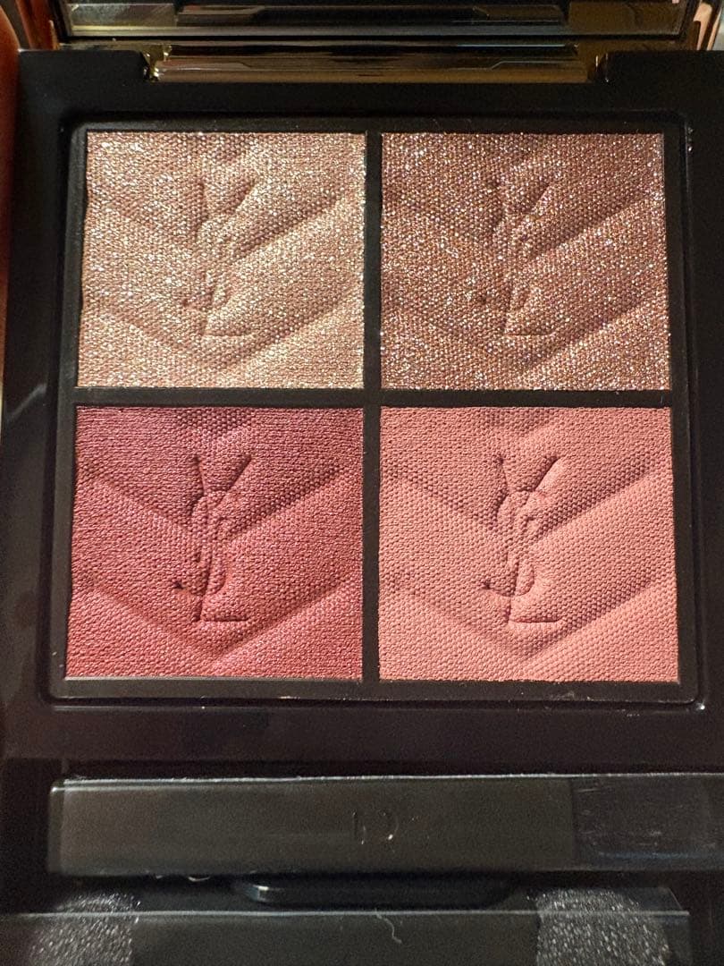Yves Saint Laurent アイシャドウパレット 新品未使用