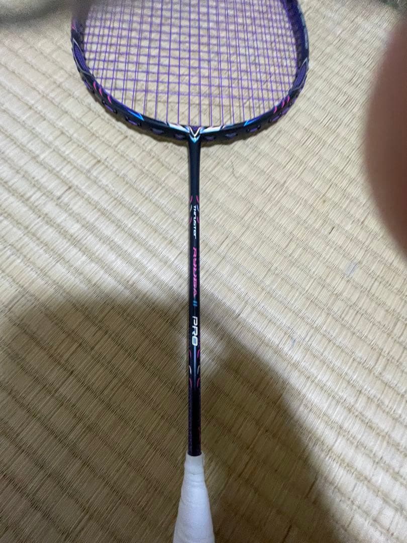 奈良岡功大選手使用ラケットヴィクターバドミントンラケット