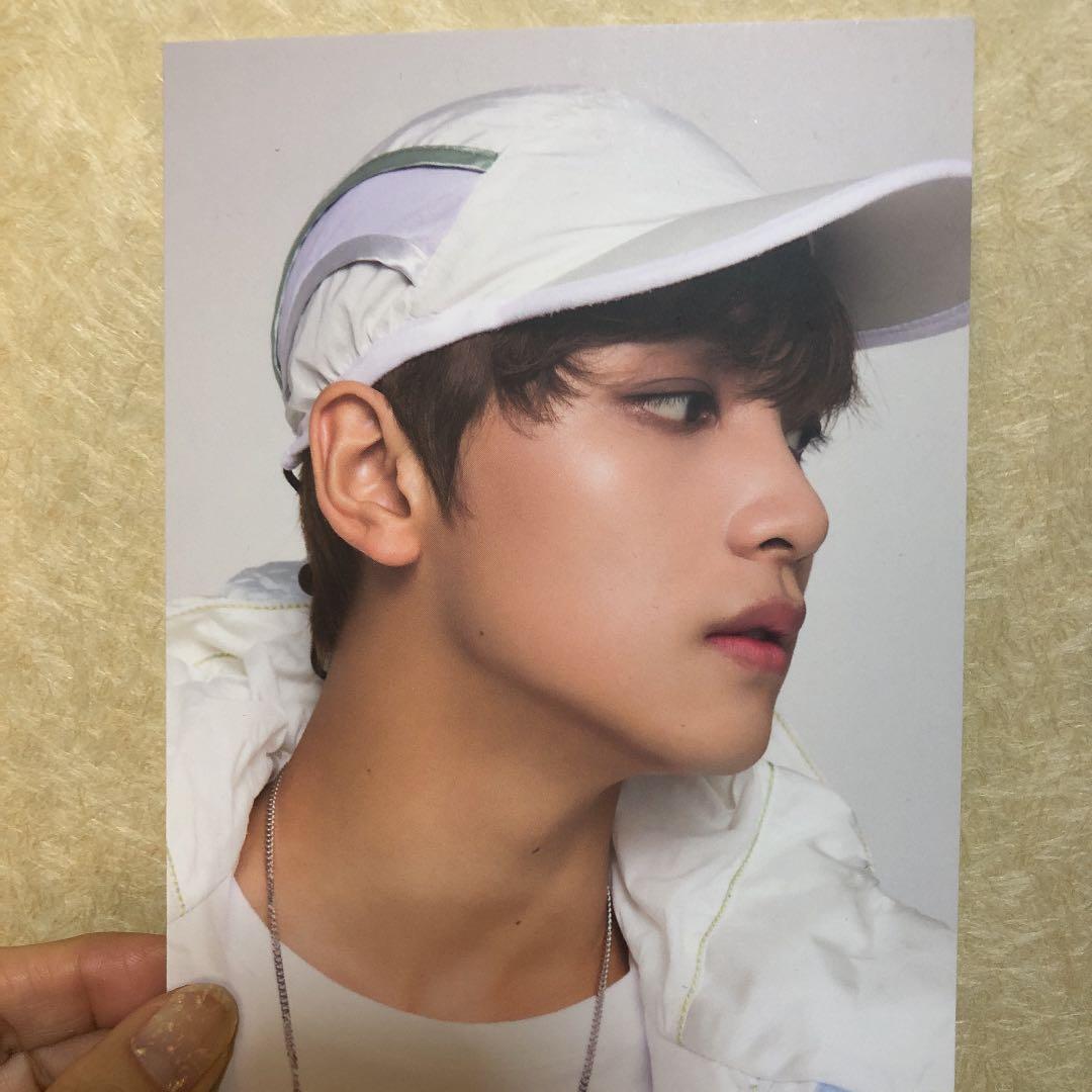 NCT127 ヘチャン　nct127 NEO CITY  18×13センチ