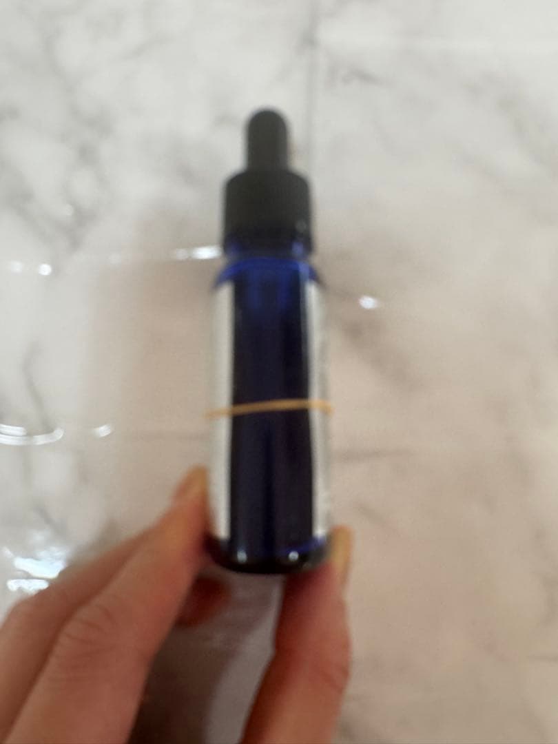taka　スキンアミュレ　SA SERUM
