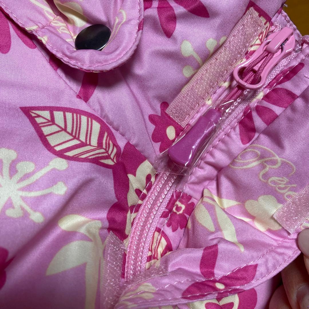 子ども用スキーウェア 花柄 ピンク 黒パンツ