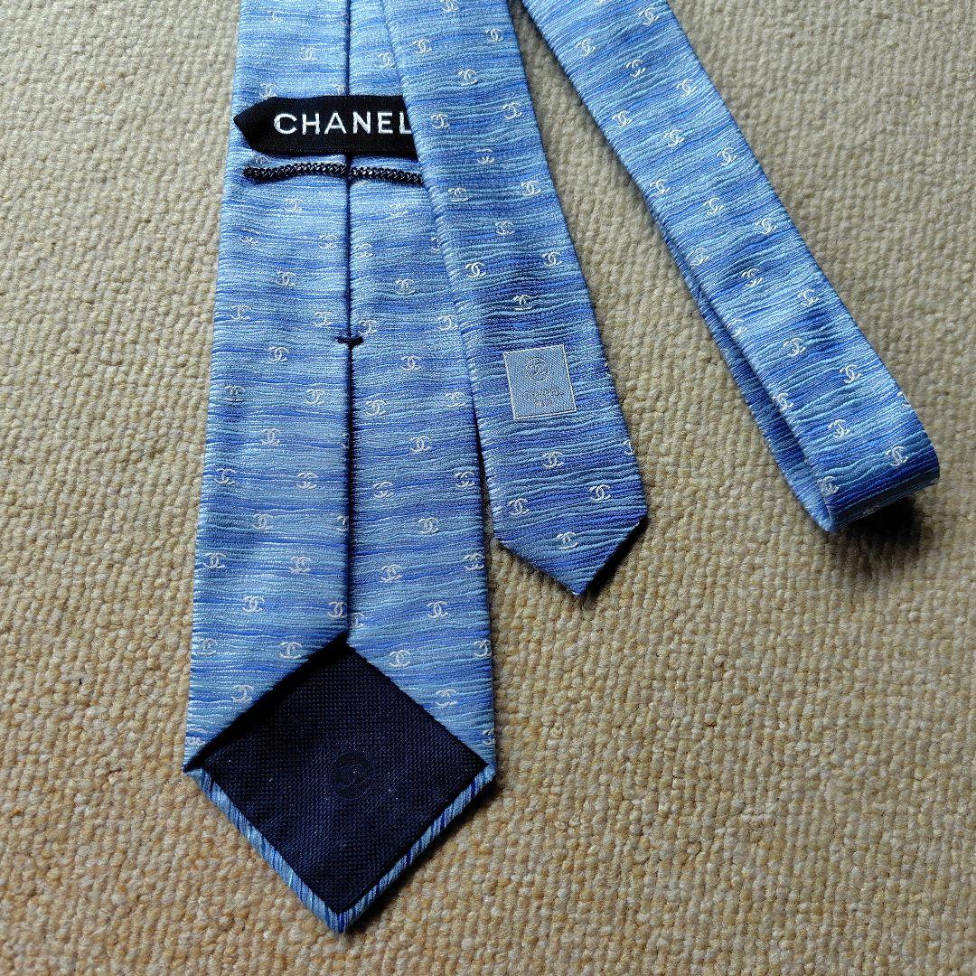 CHANEL ブルー シルク ネクタイ