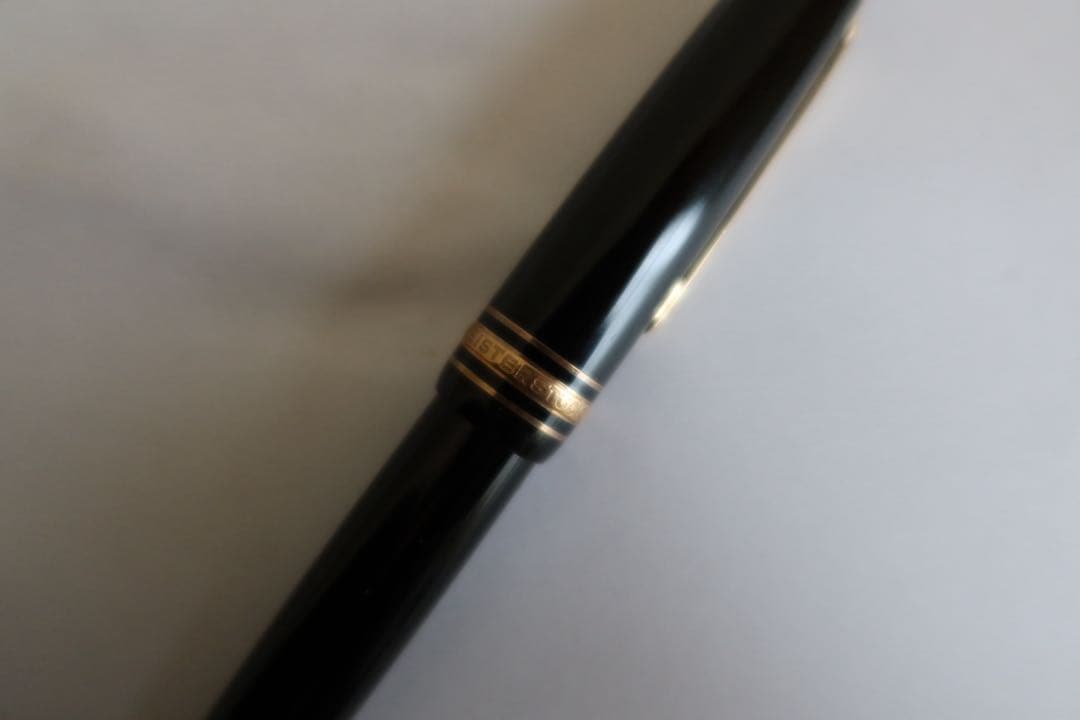 d*9様 MONTBLANC 万年筆 マイスターシュテュック 4810 M 14