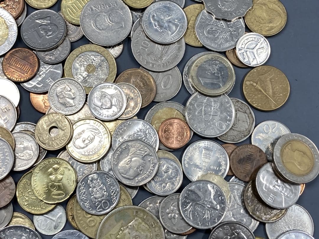 世界各国の外国 大量まとめ売り 約1.8kg
