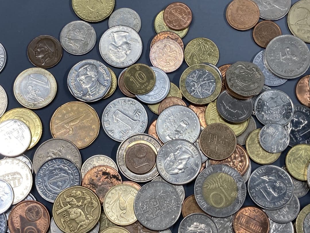 世界各国の外国 大量まとめ売り 約1.8kg