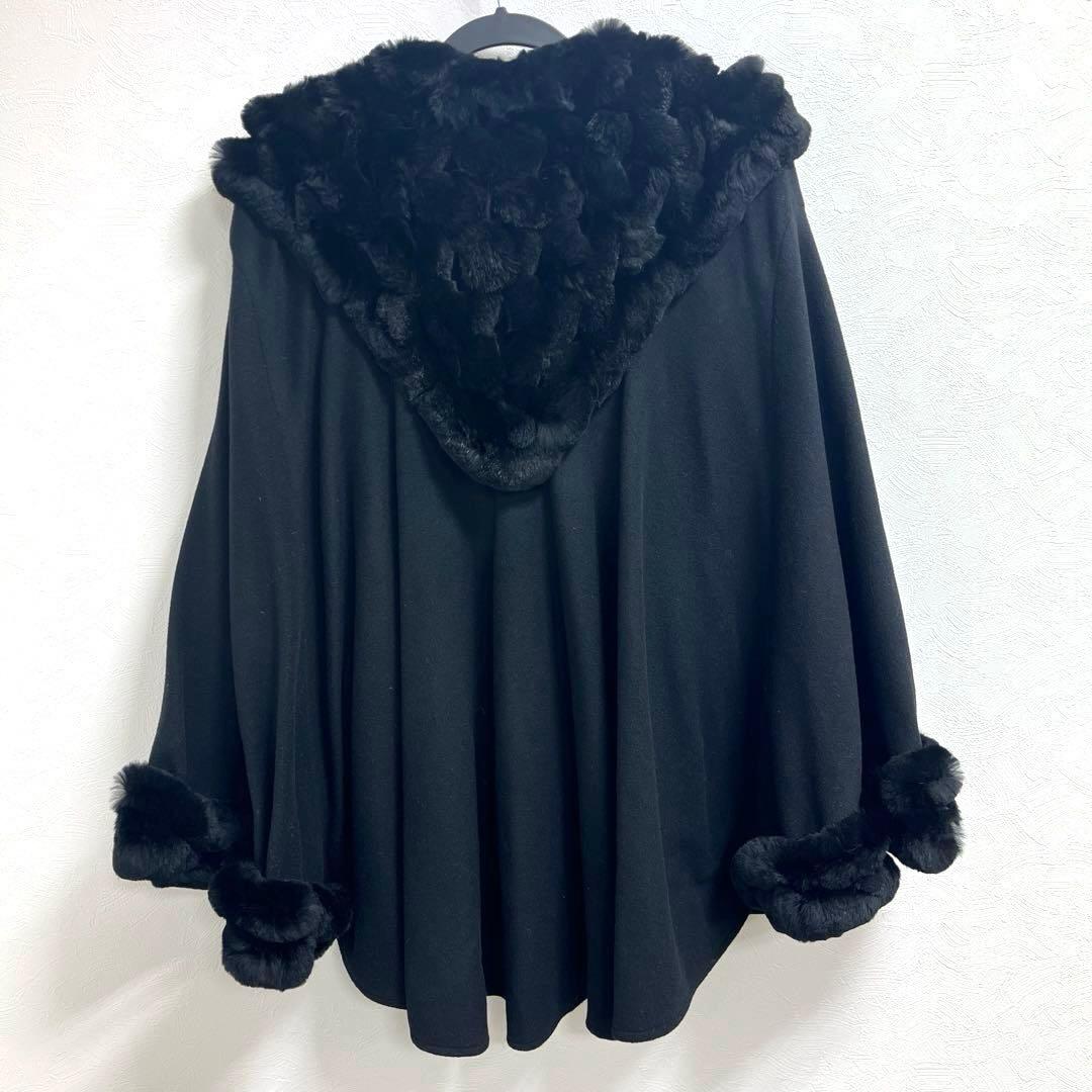 〈カシミヤ〉ファー付き　レディース　ケープコート