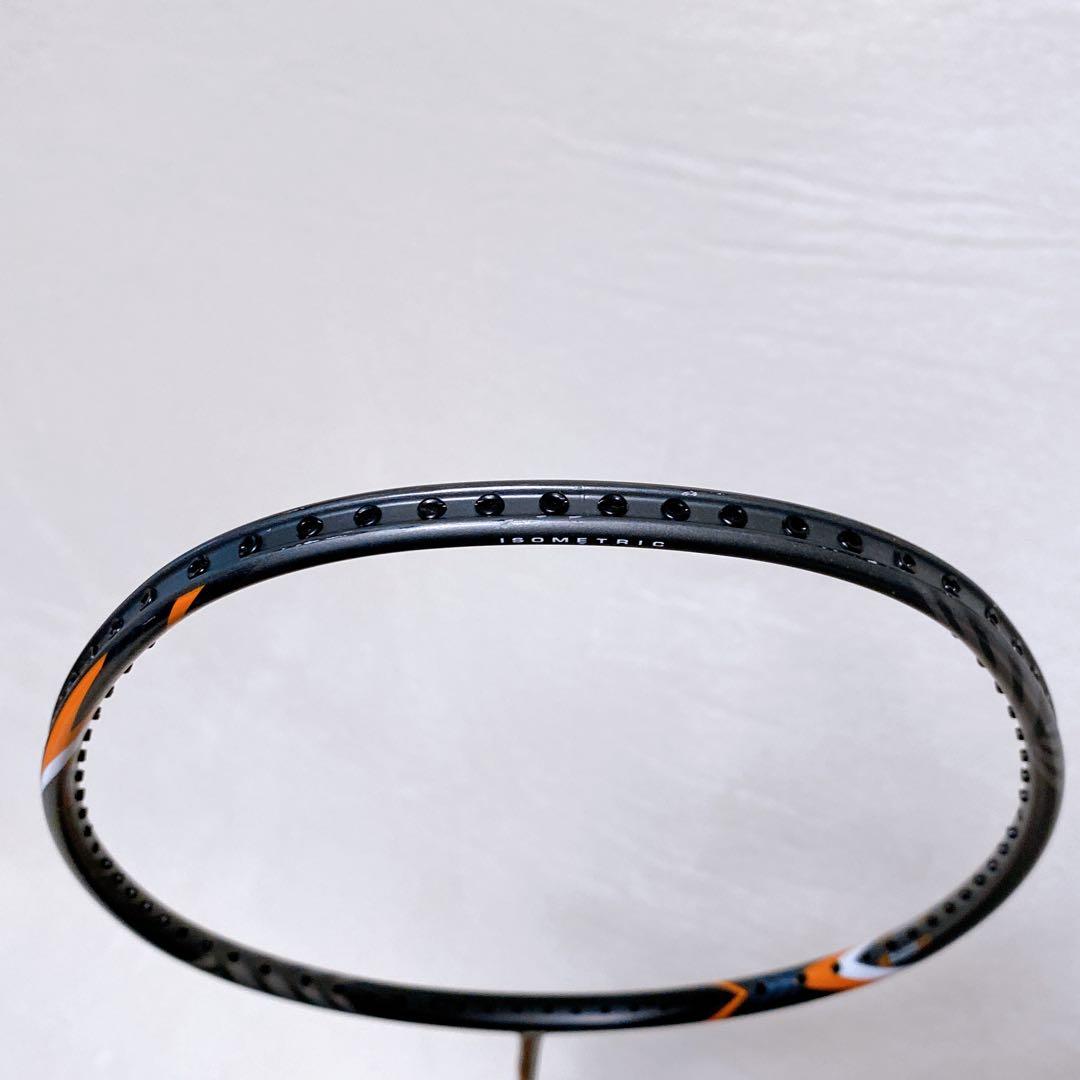 美品　YONEX　ARCSABER 2i　アークセイバー2i　3UG5　ガット無