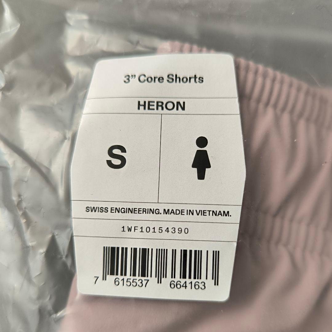 On Running 3” Core Shorts HERON ペールピンク