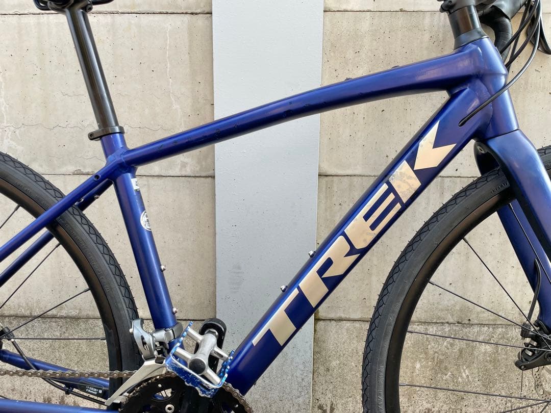 【綺麗だが訳有】トレック　ドマーネ　al2 ディスク　16速　ロードバイク　49