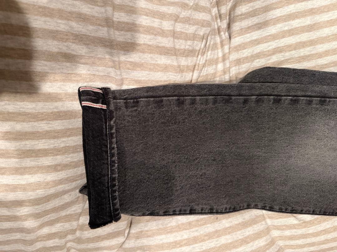 LEVI'Sリーバイス501デニム セルビッジ仕様の501赤耳モデル