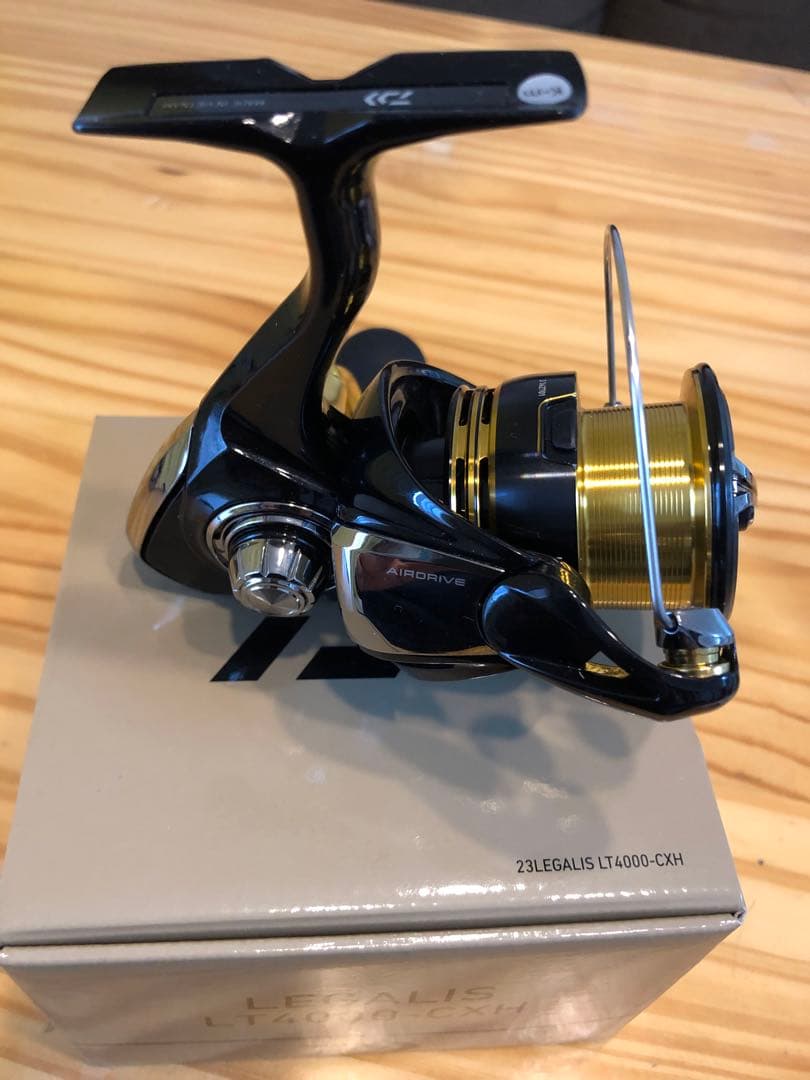 LEGALIS LT4000-CXH スピニングリール