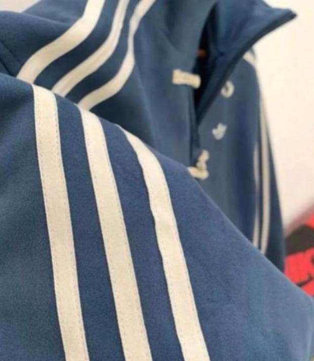 新品 Adidas 巳年チャイナトラックジャケットネイビー Mサイズ