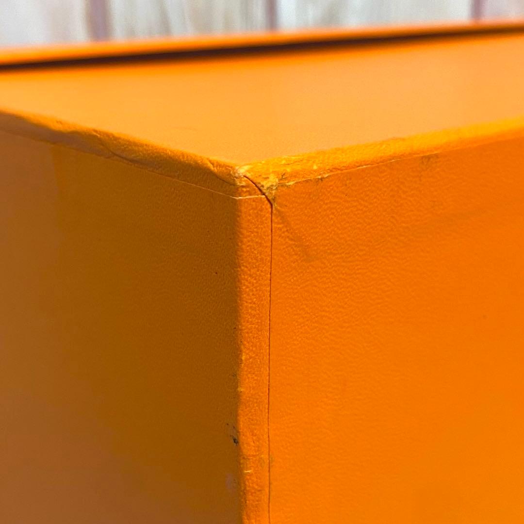 エルメス　HERMES　ギフトボックス　バッグ用箱　リボン付