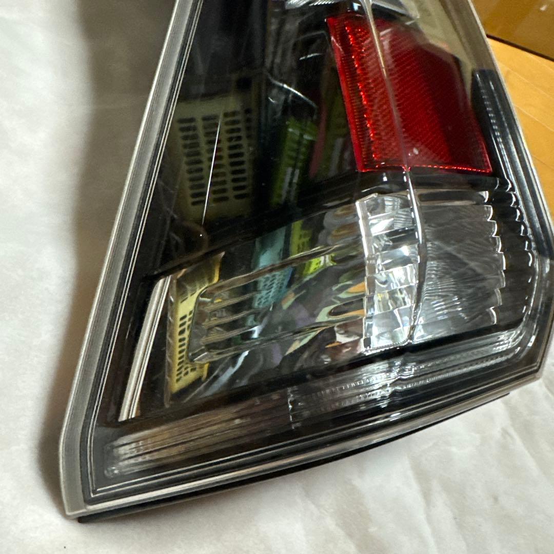 日産c27 セレナテールランプ左LED 美品