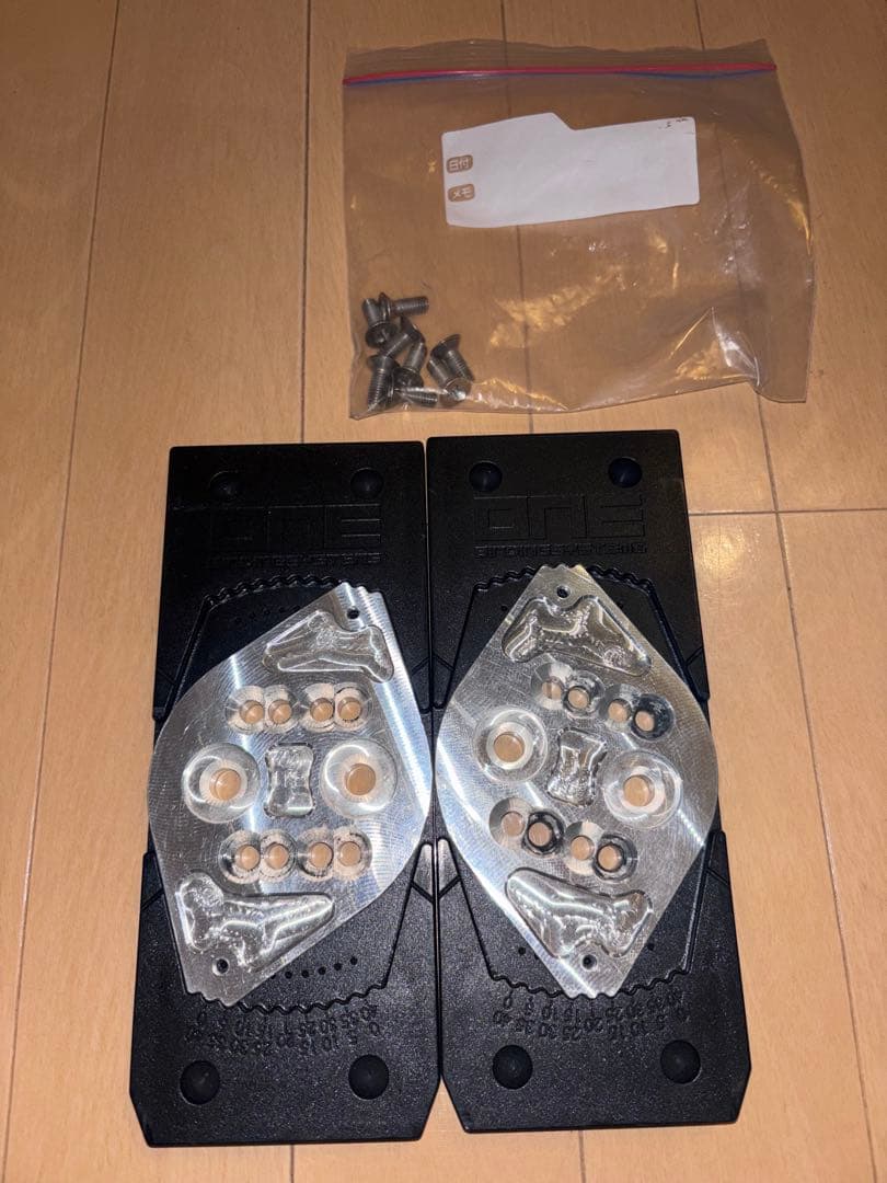 スノーボード SPARK R&D SOLID BOARD PUCKS