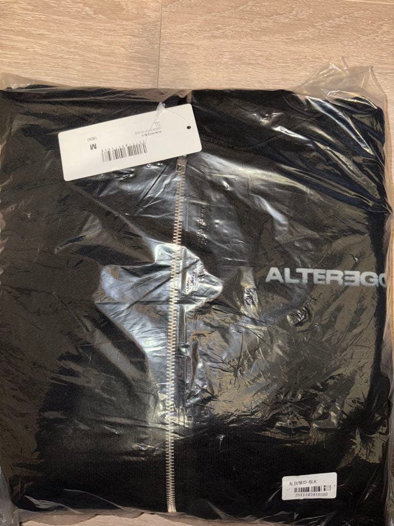 最終値下LISA ALTER EGO ALBUM ZIPUP HOODIE