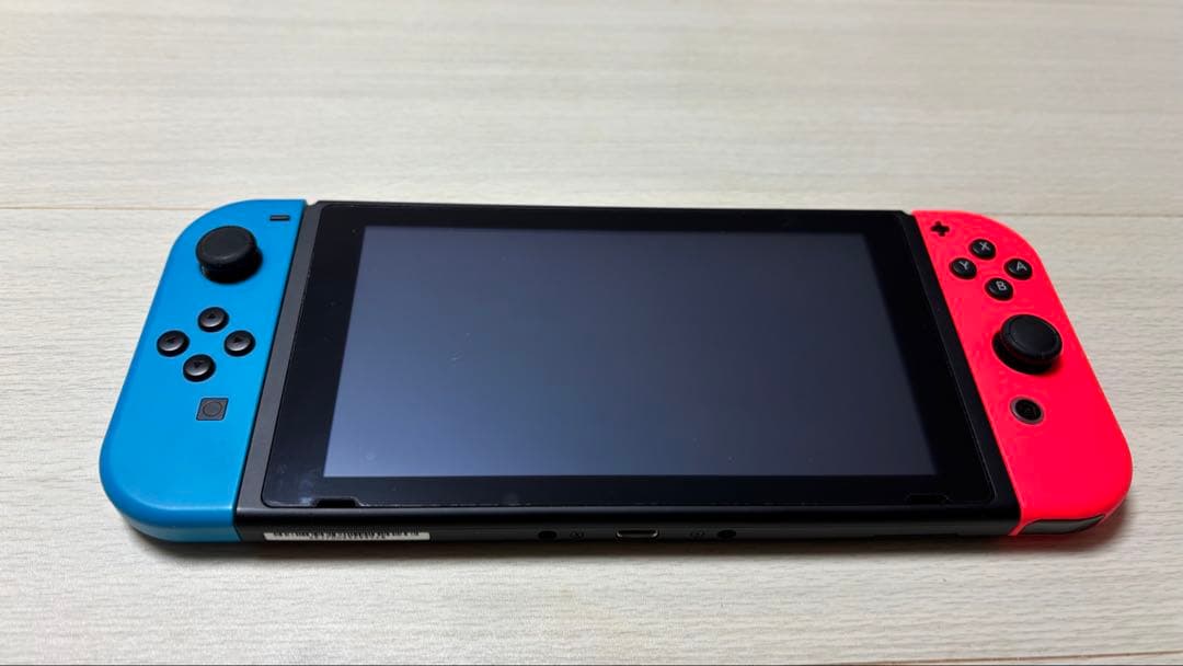 Switch本体 ・付属品1式、ジョイコン(ネオンレッドR)microSD64G