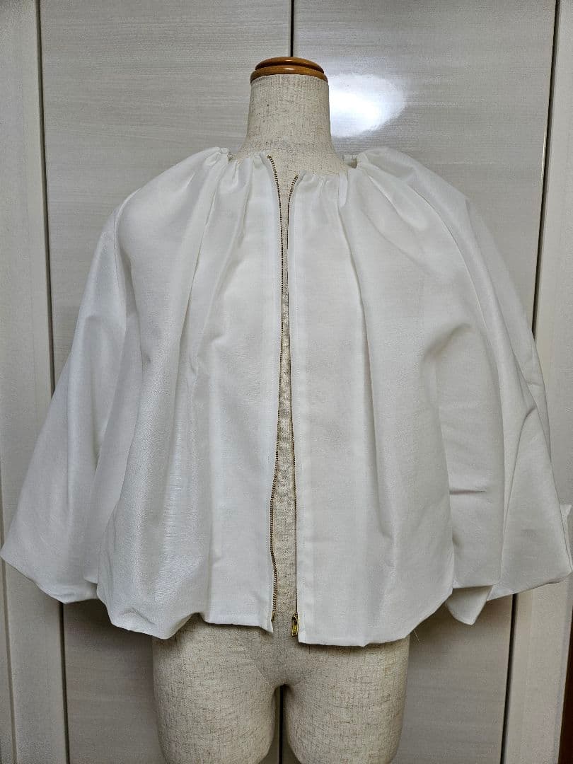 うーたん　新品 heve シアークラウドブルゾン white