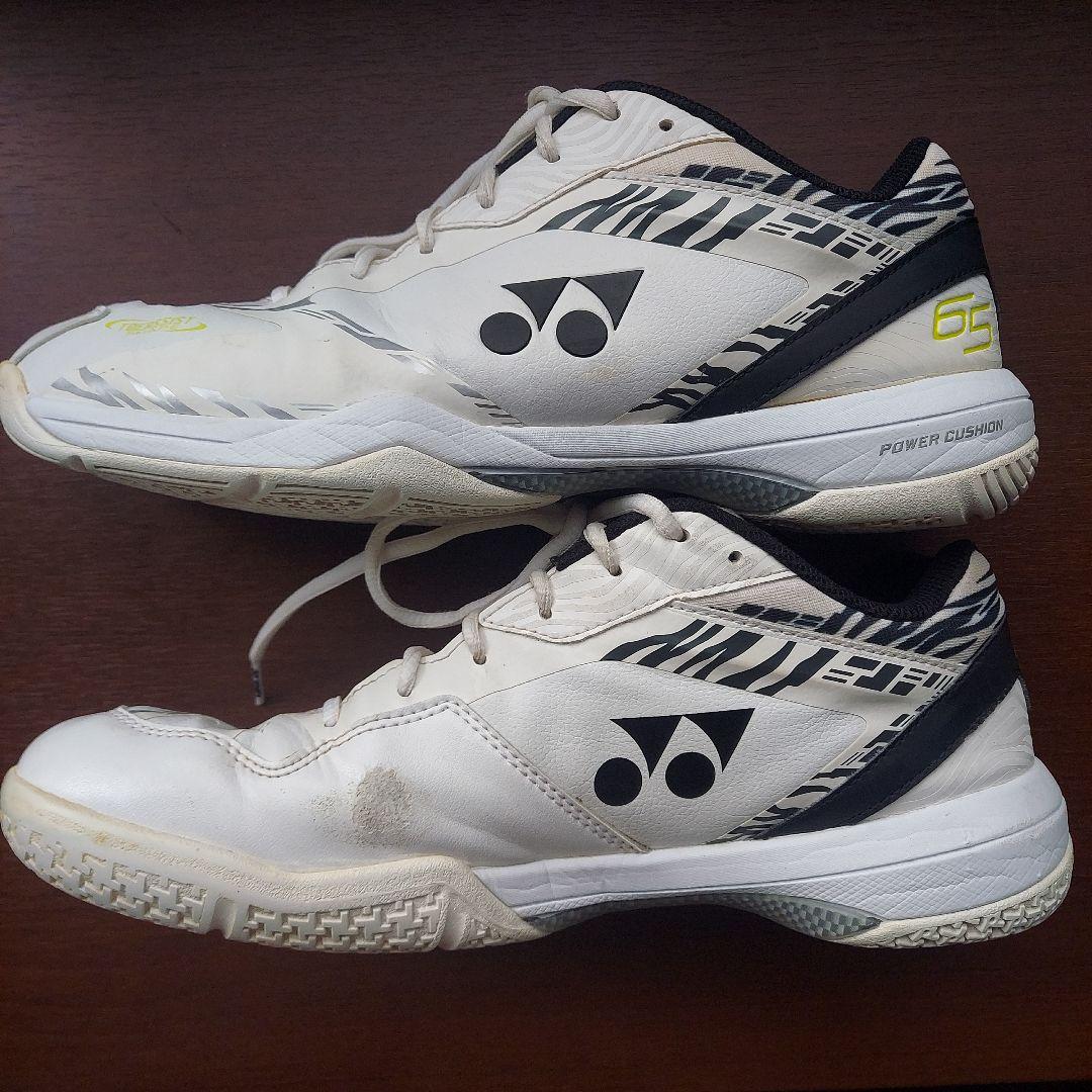 YONEX パワークッション65Z ホワイトタイガー27.5㎝ 中古