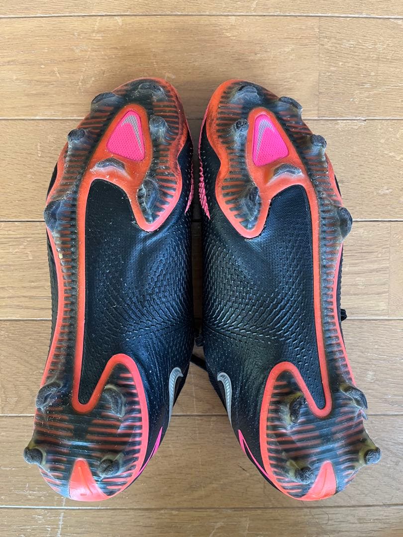 NIKE ファントムGT サッカースパイク ブラック✖️ピンク 27.5cm