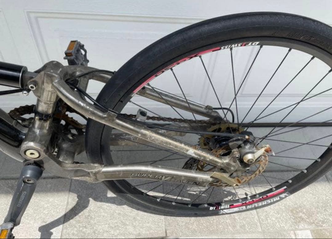 Cannondale Super V Raven 900Leftyキャノンデール