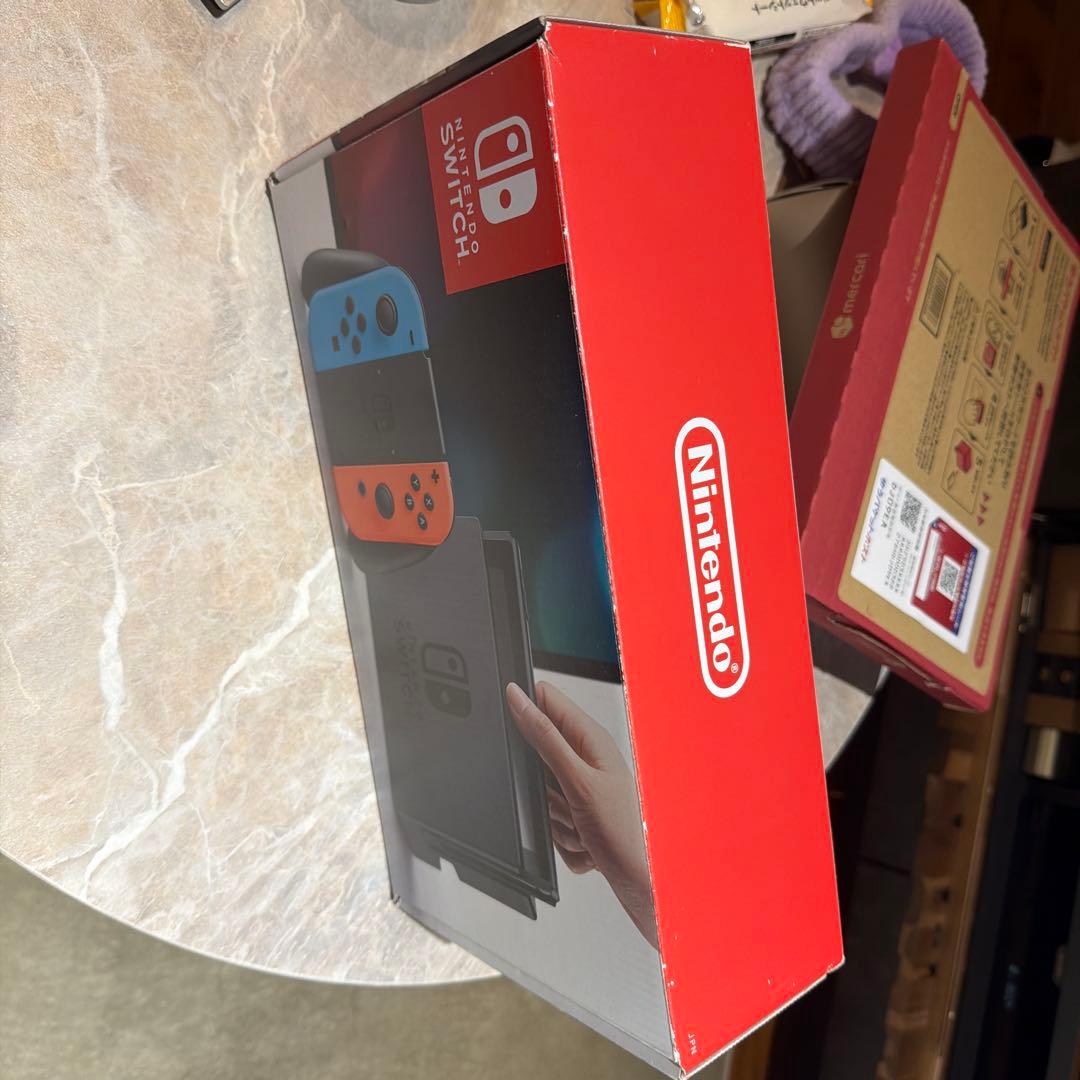 M*a様 Nintendo Switch ネオンブルー/ネオンレッド 本体