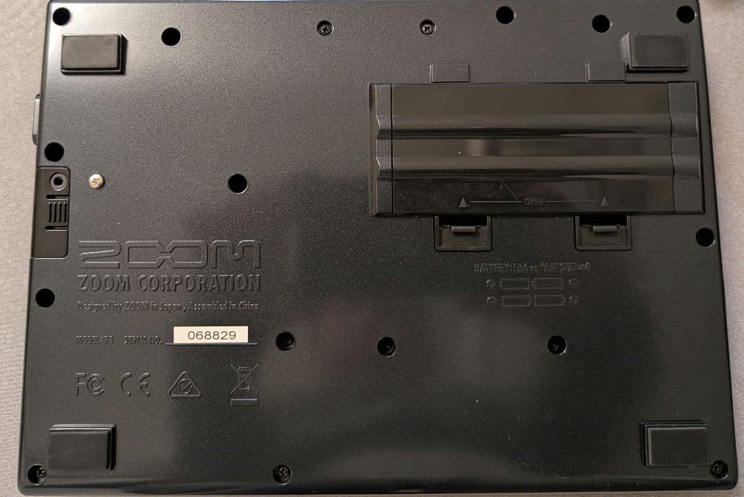 【美品】ZOOM R8