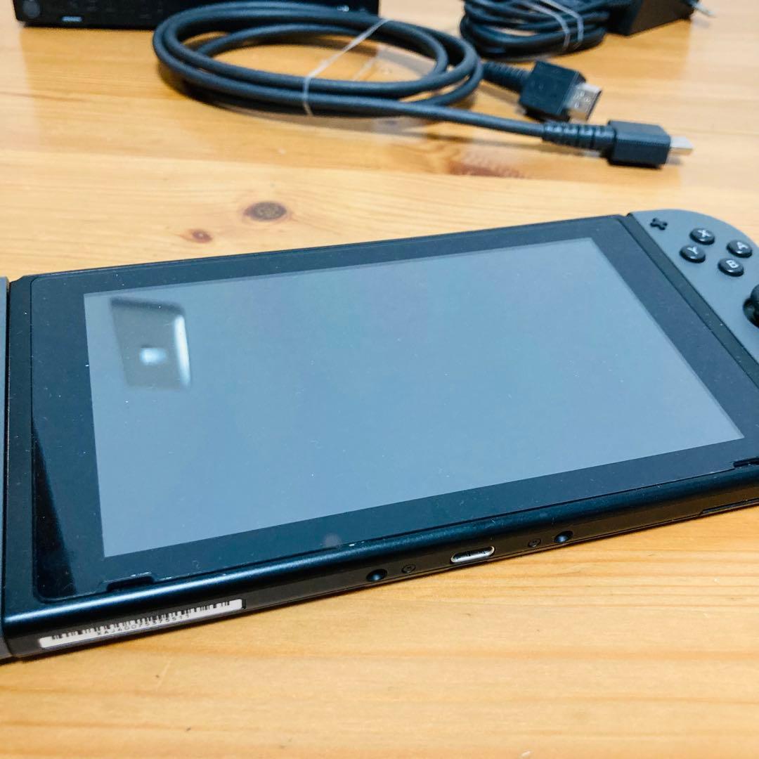 液晶フィルム付 Nintendo Switch 本体 中古品 ニンテンドー