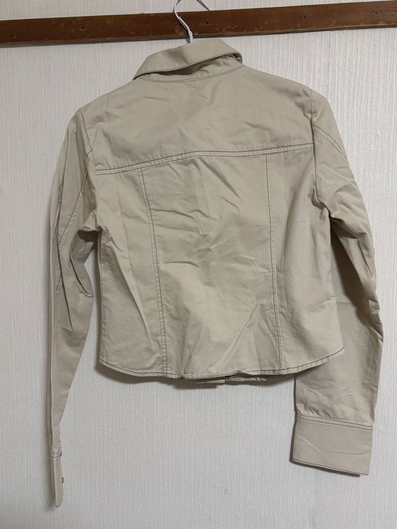 LAGUA GEM EYELET POCKET COMPACTシャツ　アイボリー