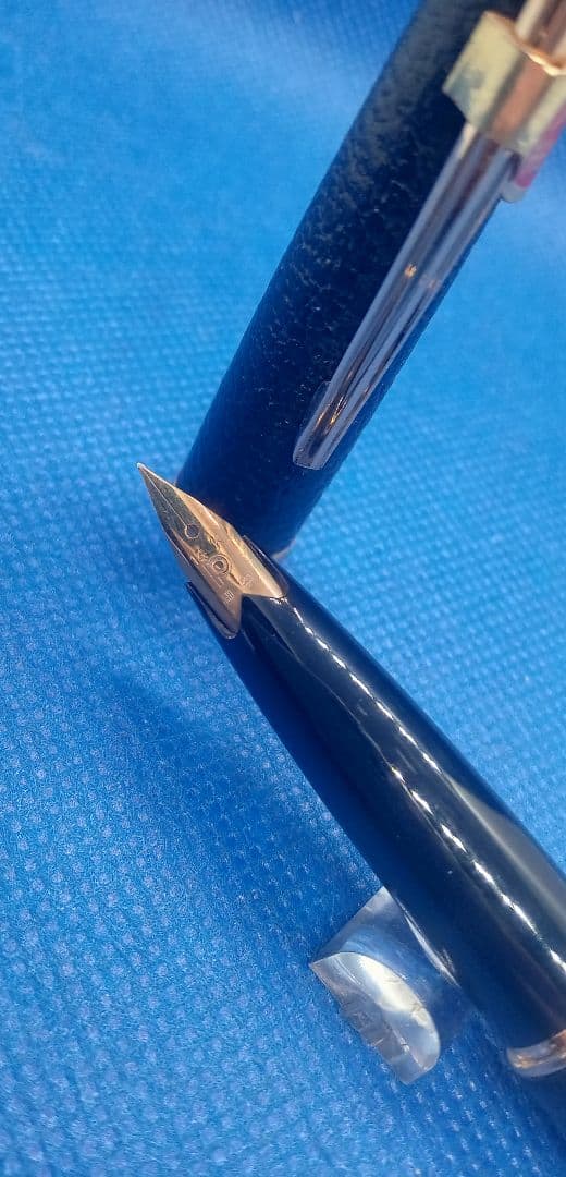 革巻き万年筆・シャープセット未使用