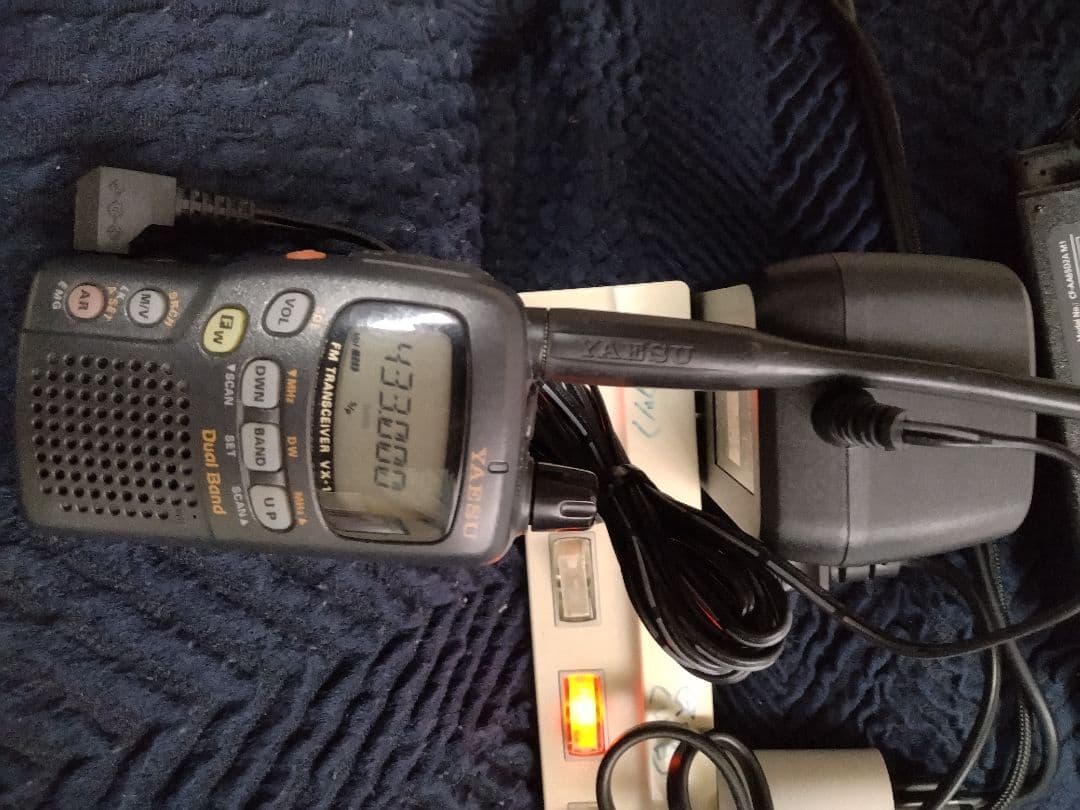 ヤエス　VX-1 無線機 完動品　アマチュア無線機　ジャンクとします