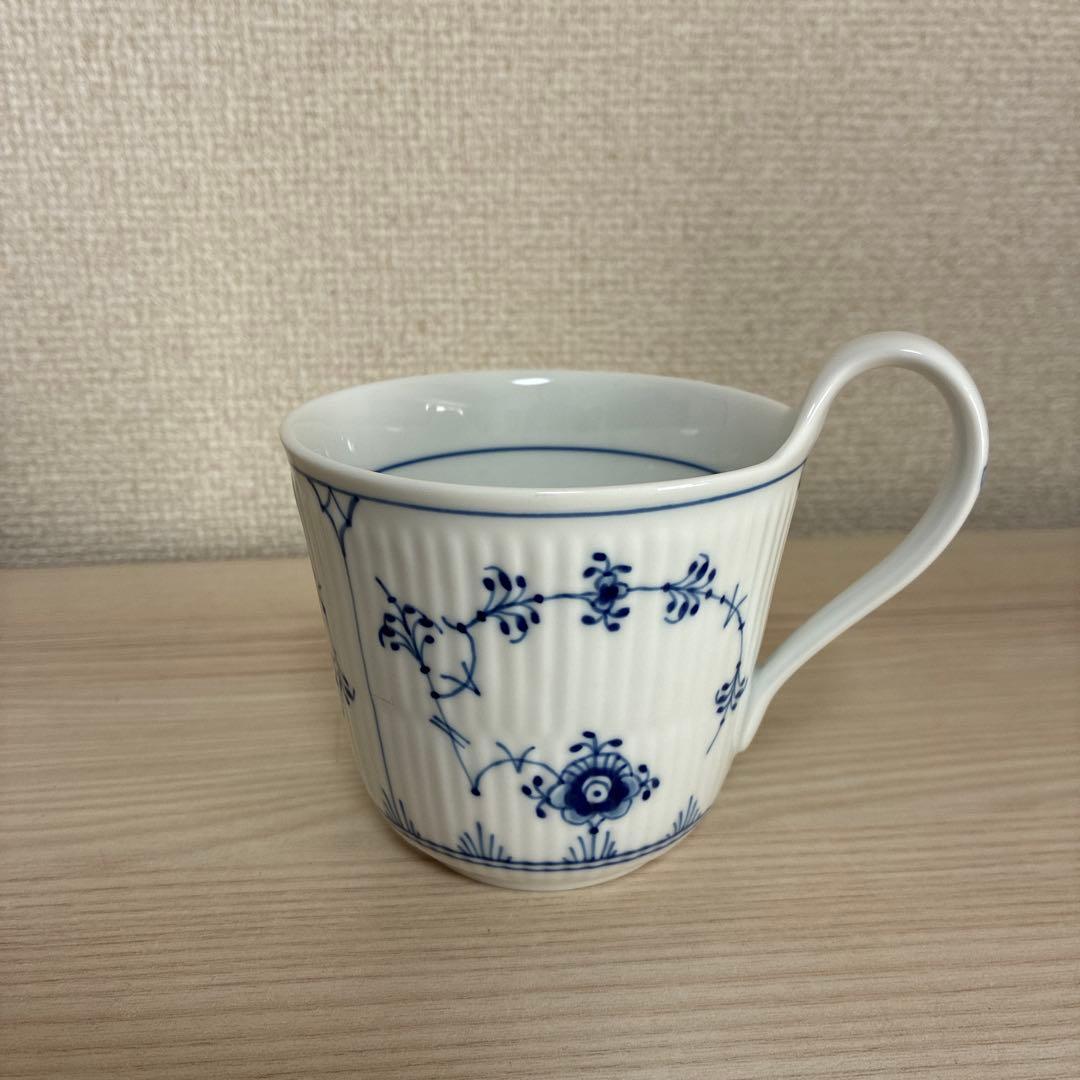 【アウトレット】ロイヤルコペンハーゲン　ブルーフルーテッドプレイン　マグ　皿